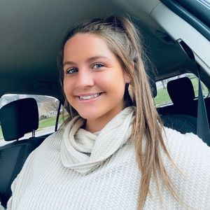 Meet your Posher, Tomealia